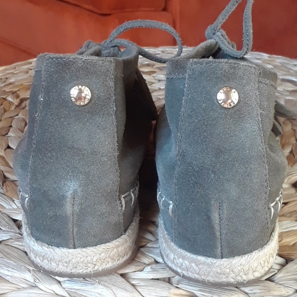 Moccasins - Picture 7 of 7